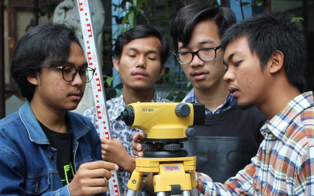 Kuliah Tamu Fakultas Teknik “Life Cycle Analysis (LCA)”